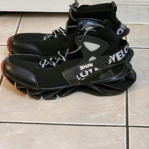 Men Sneakers Size 12